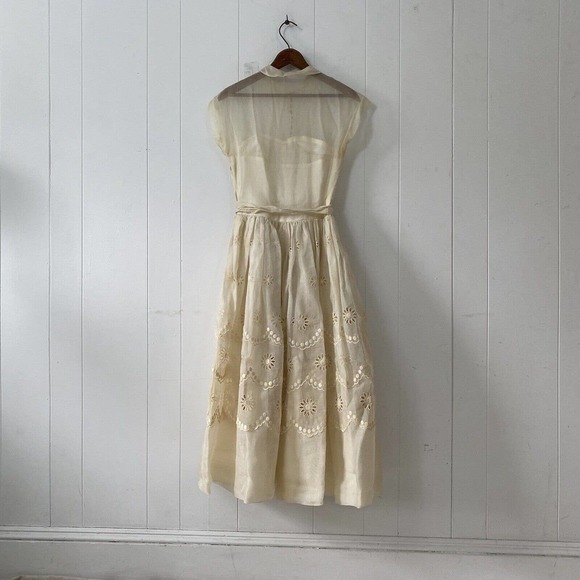 1950s Sheer Eyelet Embroidered Organza Party Dress Rounded Collar Satin Buttons - Picture 9 of 12